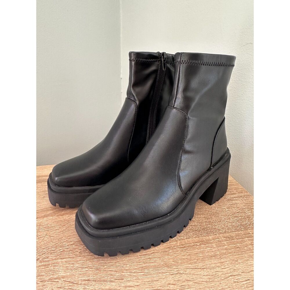Madden Girl Tiaa Black Paris Platform Mid-Calf Boots Size 8 Vegan Leather